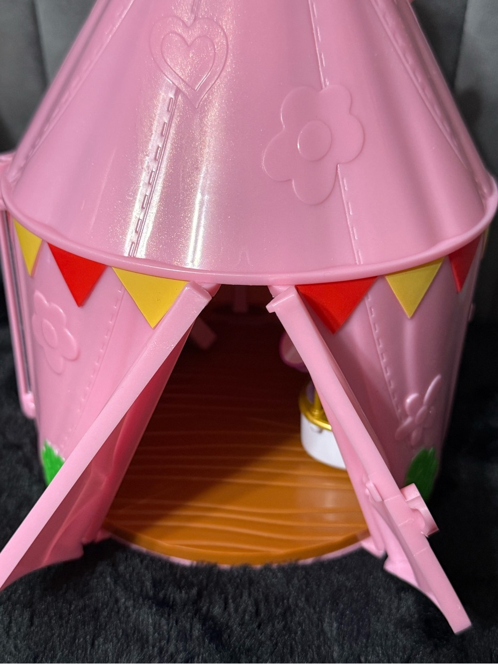 Peppa Pig Fold Out Tent Playhouse Camping Playset Dollhouse Character 2003